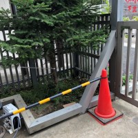 てぃんかぁべる花壇周りにシロアリ…補修と防蟻処置